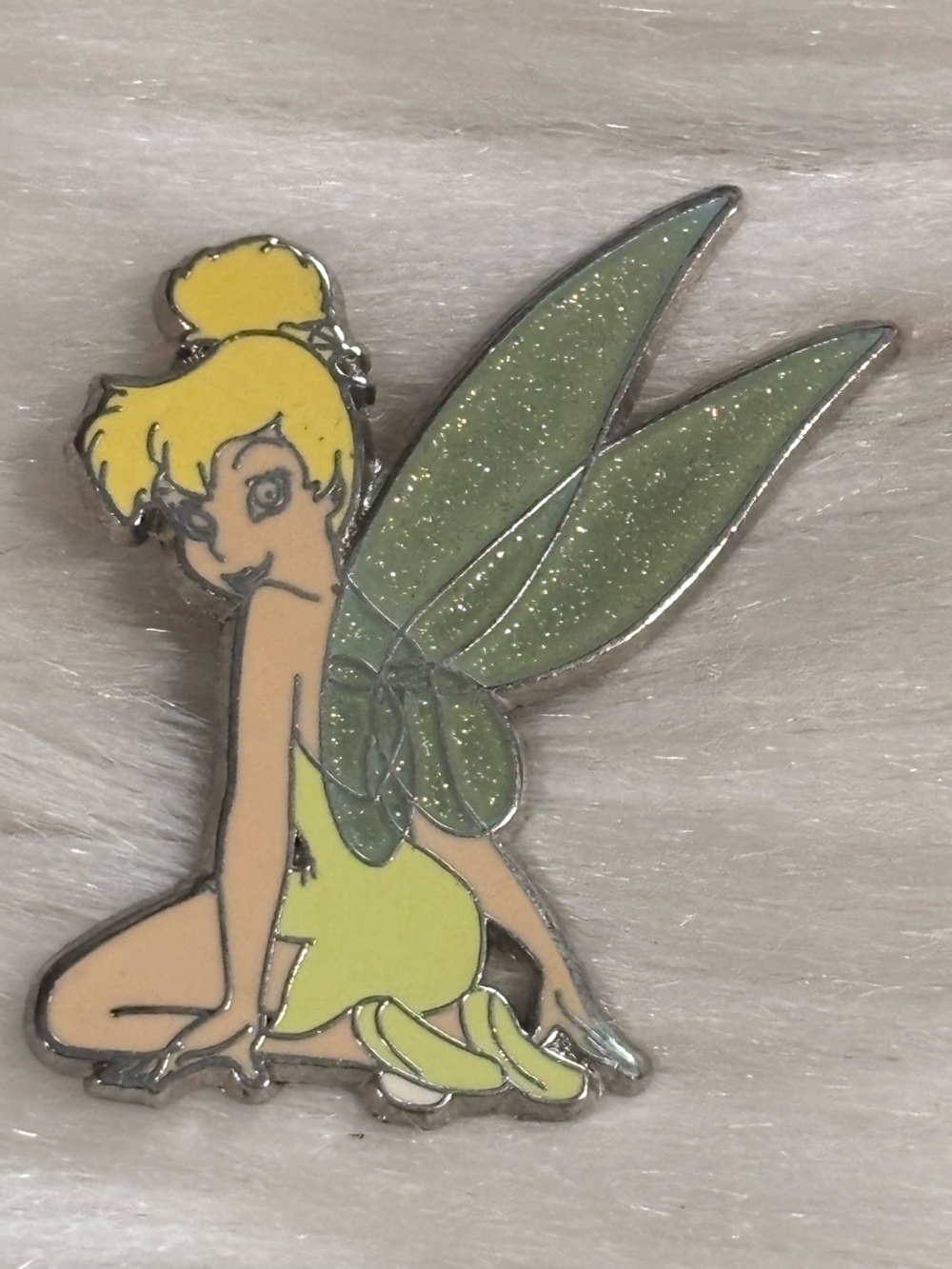Disney Tinkerbell Sitting Pin